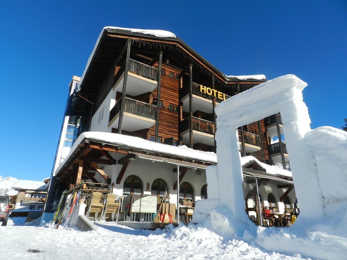 Hotel Walser Ulrichen Εξωτερικό φωτογραφία